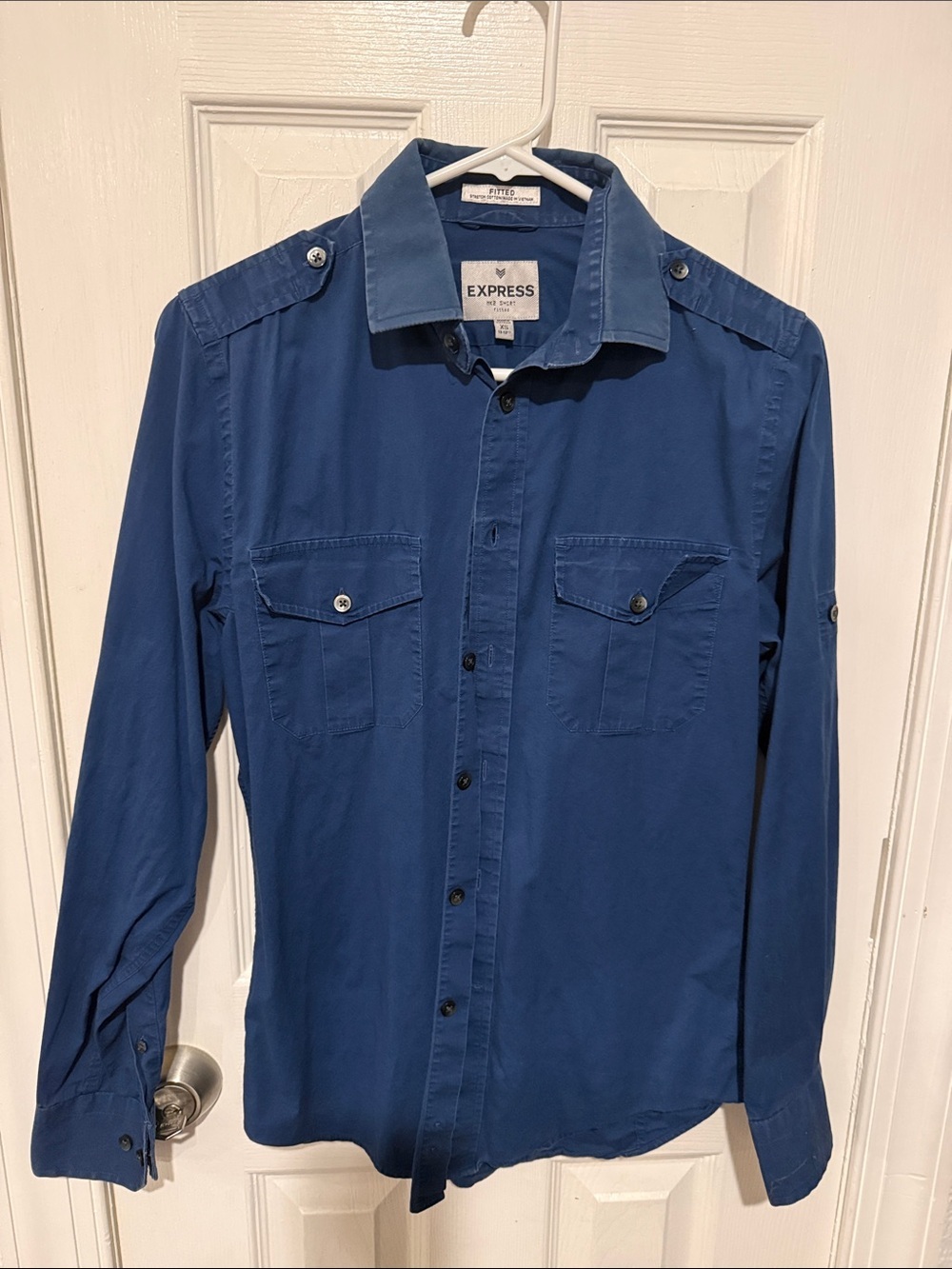 Express Fitted Men's Button-Up Shirt in Navy Blue